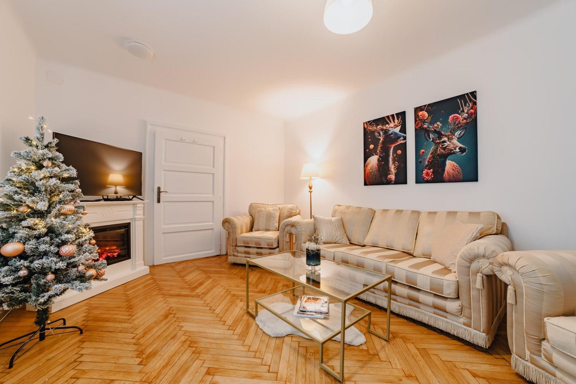 براشوف Anastasia Apartments With Parking المظهر الخارجي الصورة